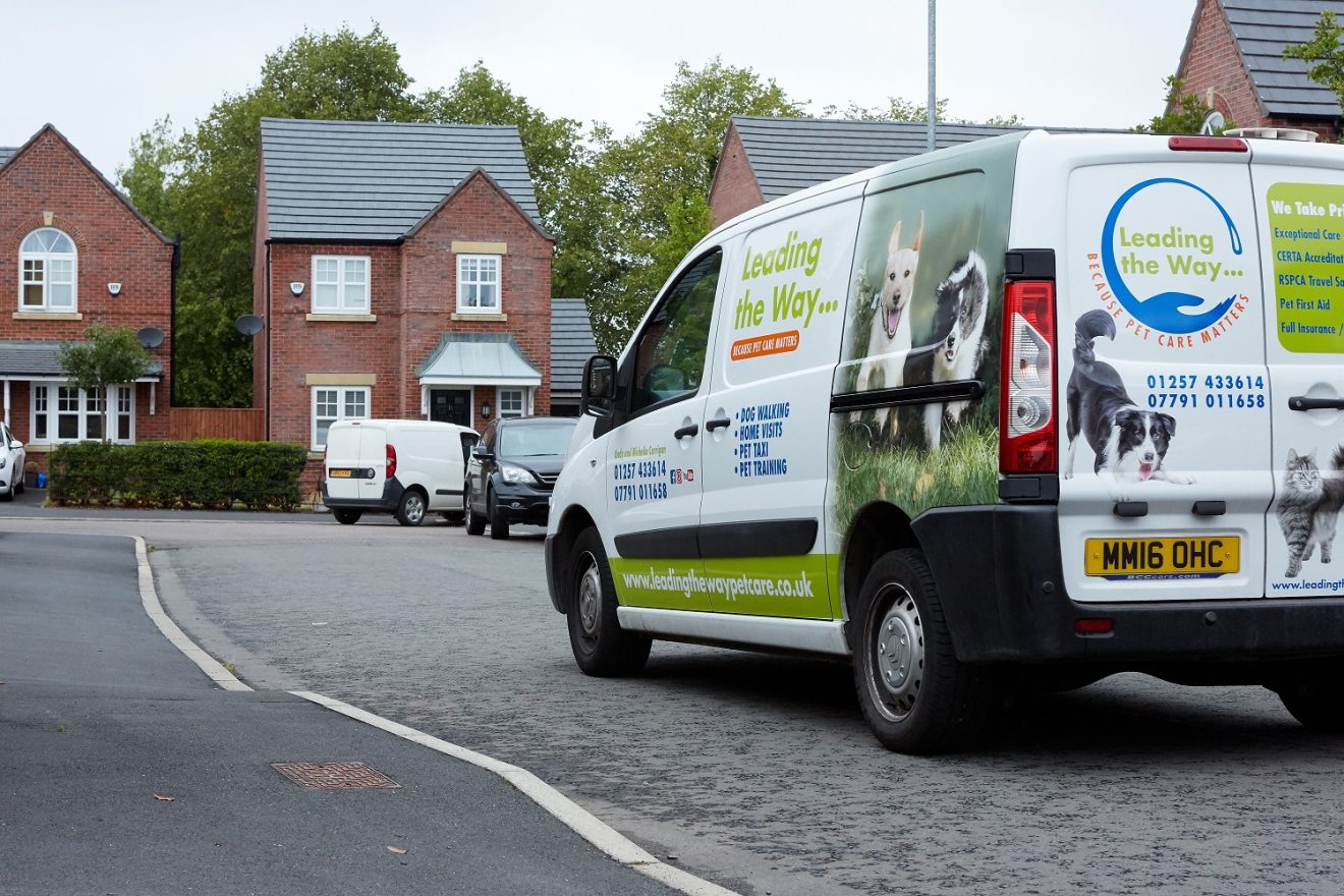 Leading The Way Franchise Pet Franchises FranchiseUK.co.uk